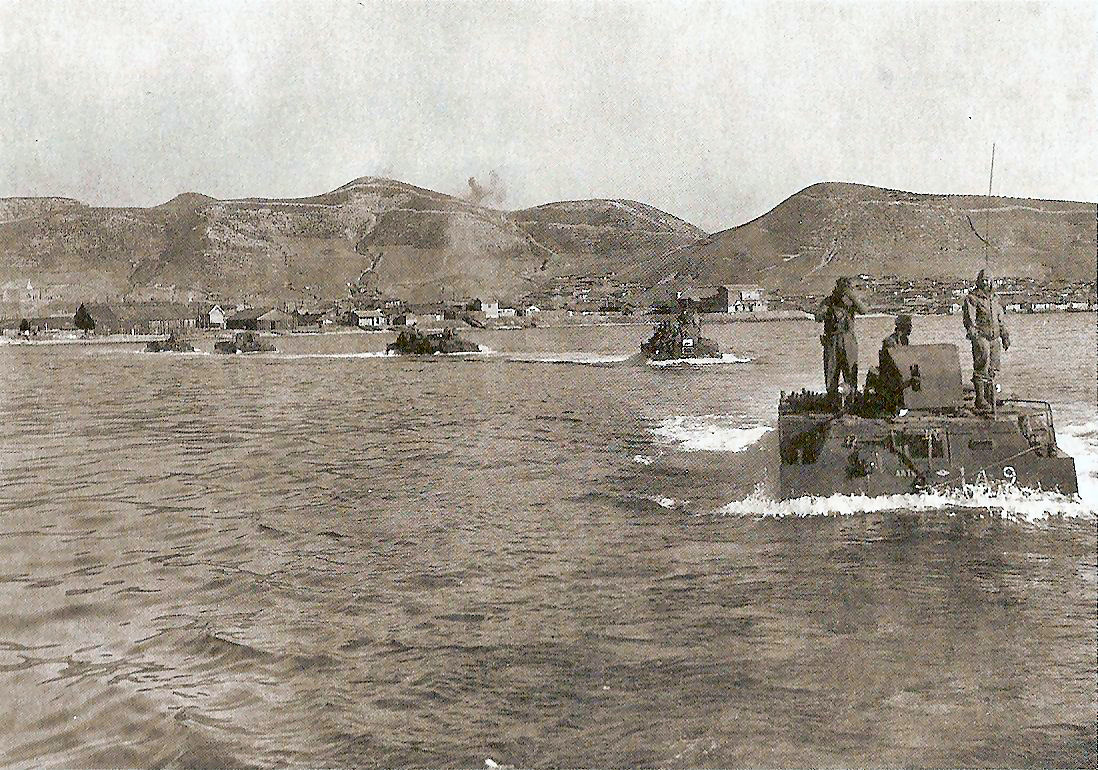  Rearguard Troops of 3rd Infantry Division leave Hungnam Beach - 24 December 1950  (right click, view image to see actual photo)