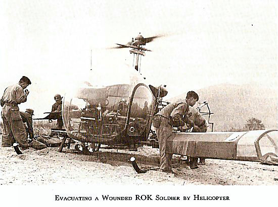 Evacuating wounded ROK Soldier by Helicopter